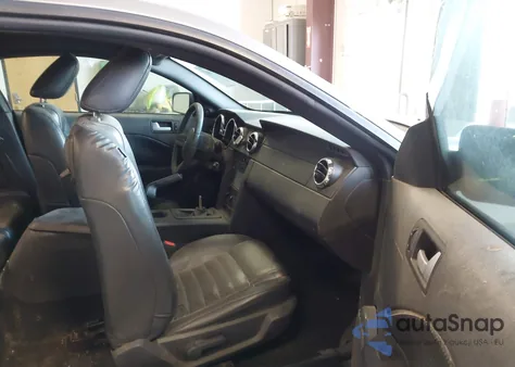 2008 Ford Mustang Gt Deluxe/Gt Premium from USA, damaged, VIN 1ZVHT82H785172548